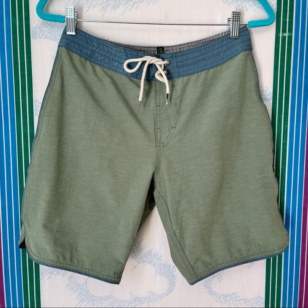 VOLCOM minimalistic board shorts quick dry cinch fly 29 green blue